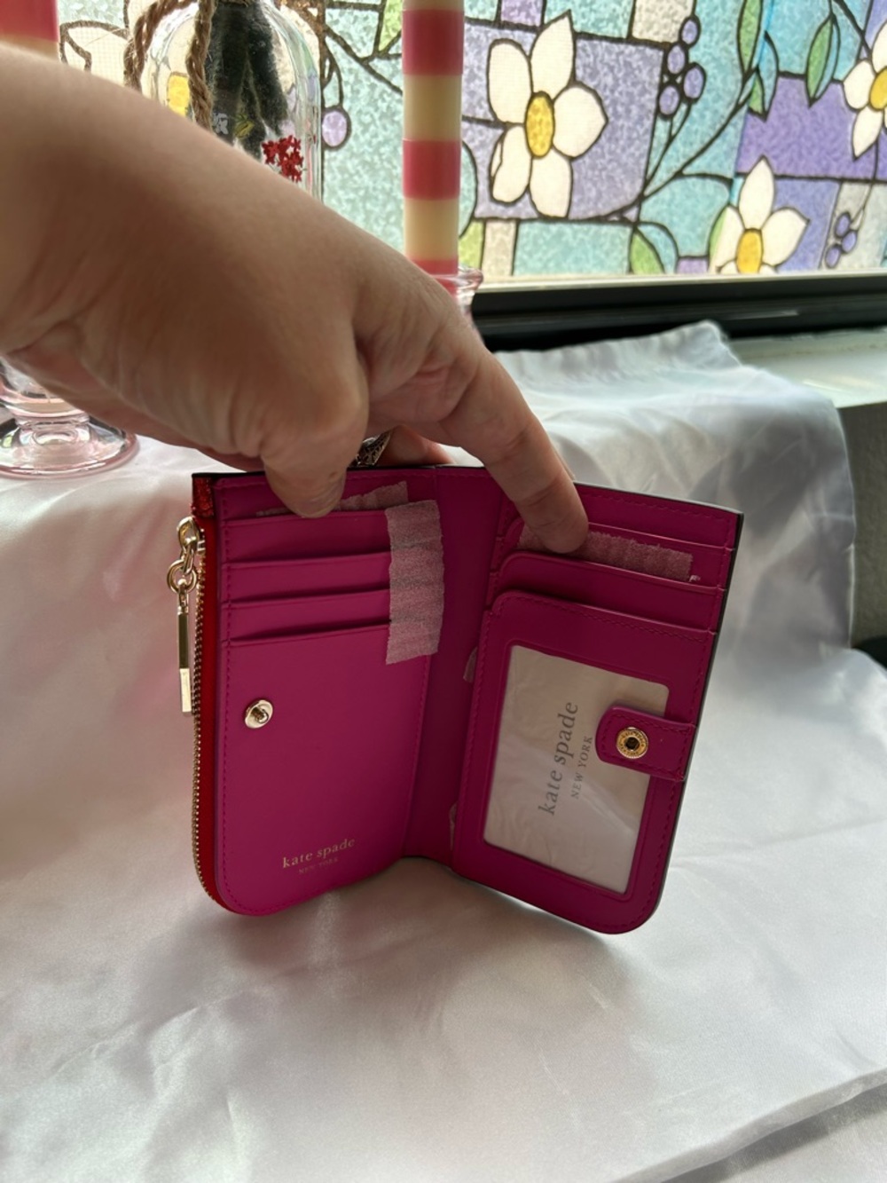 Kate Spade New York Detour Red Glitter Patent Leather Small Slim Bifold Wallet - Picture 5 of 7